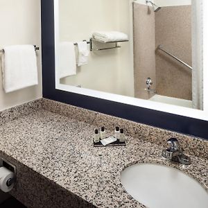 One-Bedroom King Suite